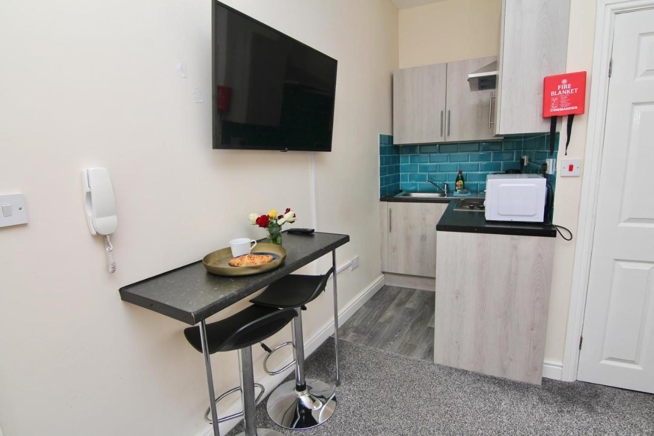 Lovely Twin Bed Studio Near Coventry Shopping Centre Extérieur photo